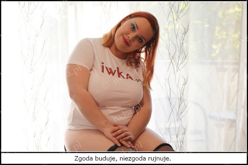 Akty Xxl Duze Piersi Modelki Plus Size Duzy Biust Kobiety Puszyste Iwka 95d Przysłowia Polskie E1